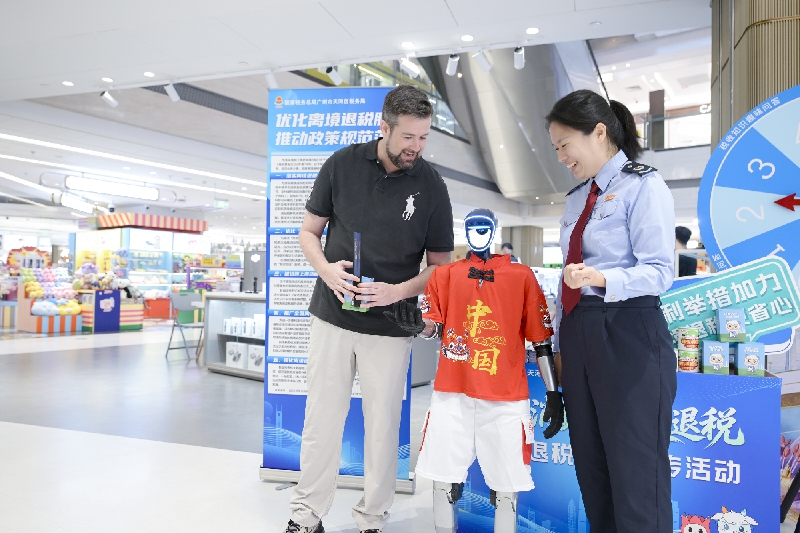 开业一周年！广州首家市内免税店成大湾区消费新地标