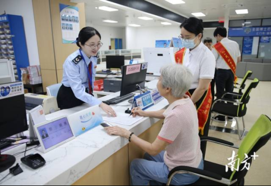 高新（江海）：“税”暖银龄！一份国家级荣誉背后的江门税务敬老答卷