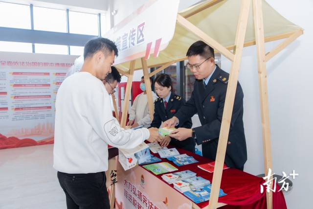 趣味活动融合多元普法，潮阳税务法治宣讲走进印染园区