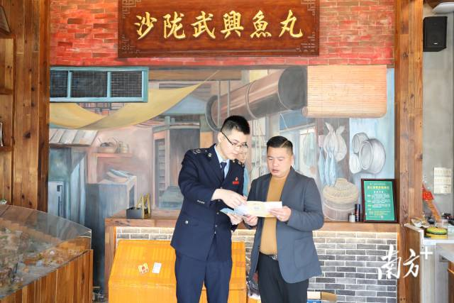 【潮南】税惠春风护匠心，潮南非遗产业焕发“新”活力