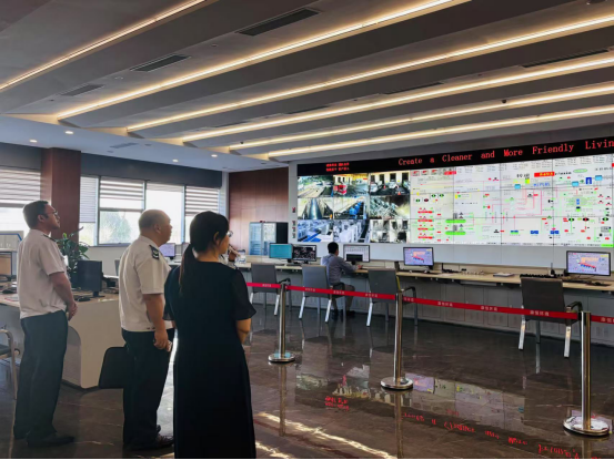 近日，斗门区税务局组织税务干部赴珠海信环环保有限公司、珠海康恒环保有限公司开展实地调研，并与企业代表举行“税企面对面”座谈会。